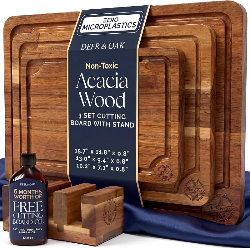 Deer & Oak Non Toxic 3-Piece Acacia Cutting Board Set with Stand